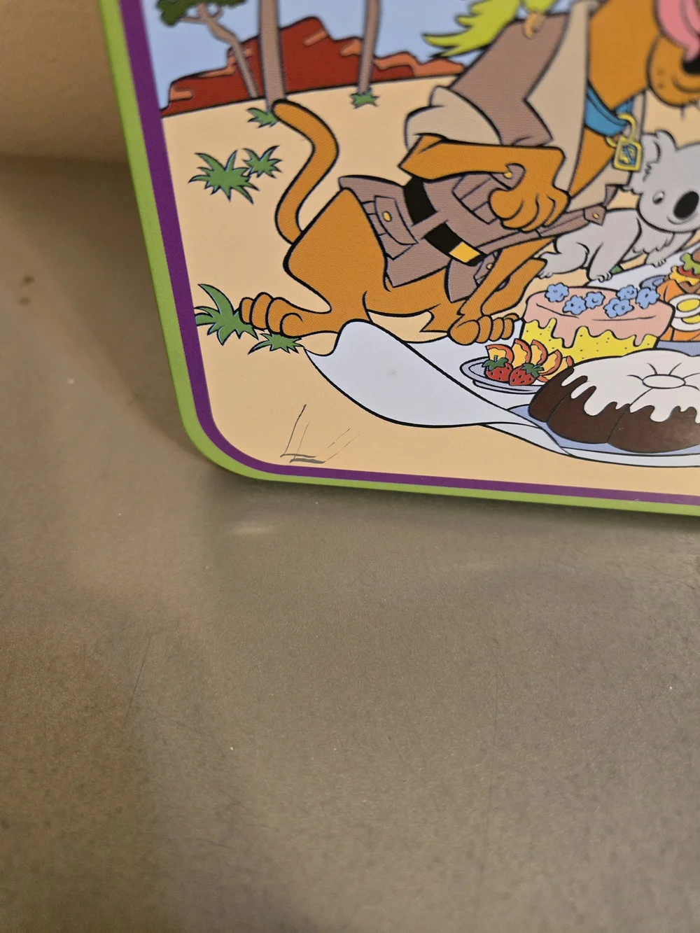 Scooby-Doo Metal Tin Lunch Box with 100 Piece Puzzle